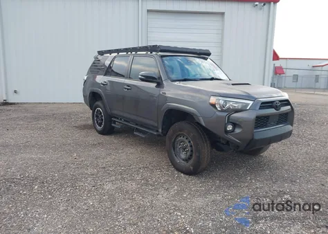 2021 Toyota 4Runner Sr5 Premium/Venture/Trd Off Road/Trd Off Road Premium/Trd Pro z USA, uszkodzony, nr VIN JTERU5JR1M5962995